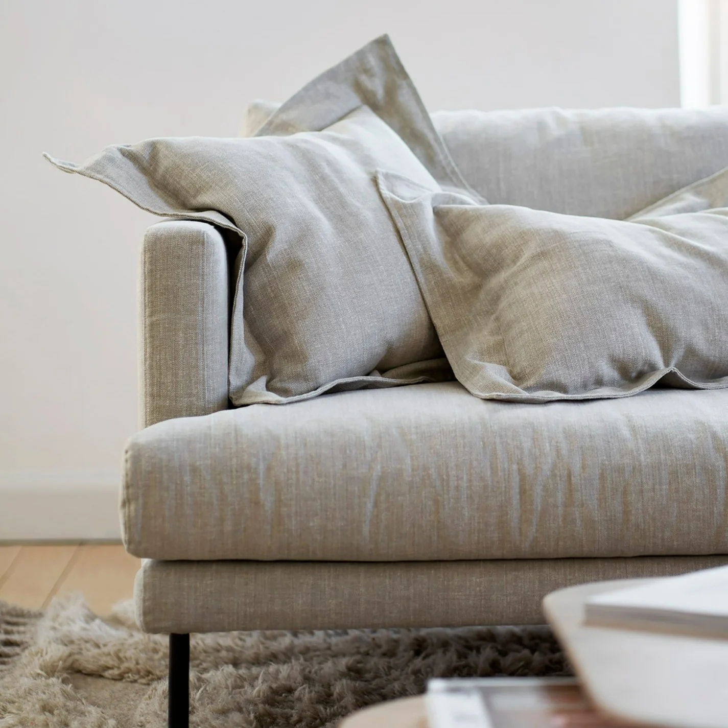BRITT Sofa - Image 3