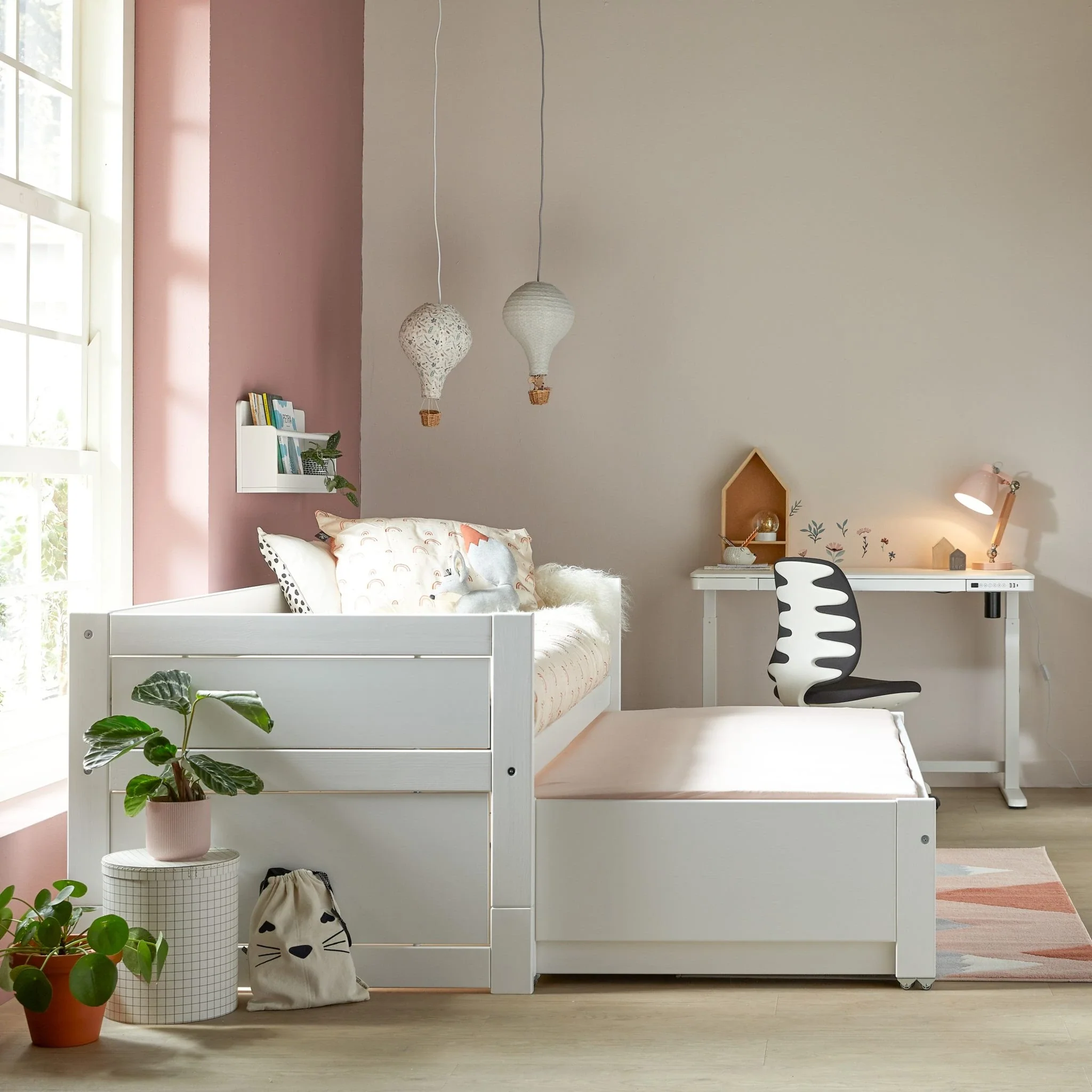 Cabin Bed with Guest Bed - Image 7