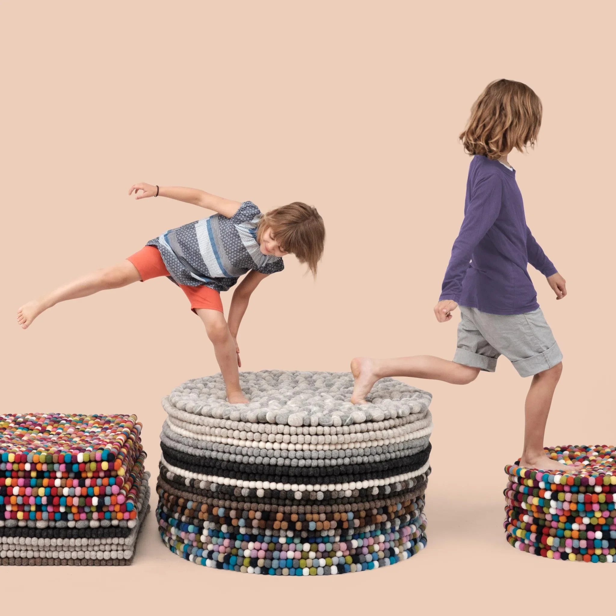 LOTTE Felt Ball Rectangular Rugs - Image 7